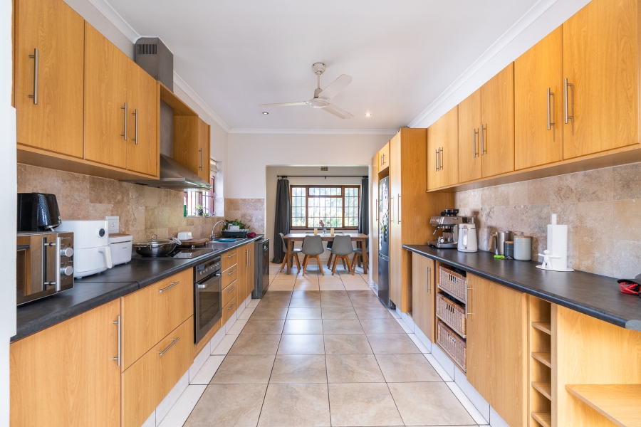 3 Bedroom Property for Sale in Pinelands Western Cape